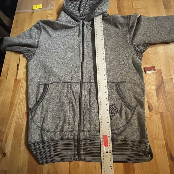 UFC Ultimate Fighting Championship sweatshirt Hooded Zip up Graphic Large NWT - Picture 11 of 14